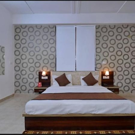 אגרה Hotel P.S. Villa מראה חיצוני תמונה
